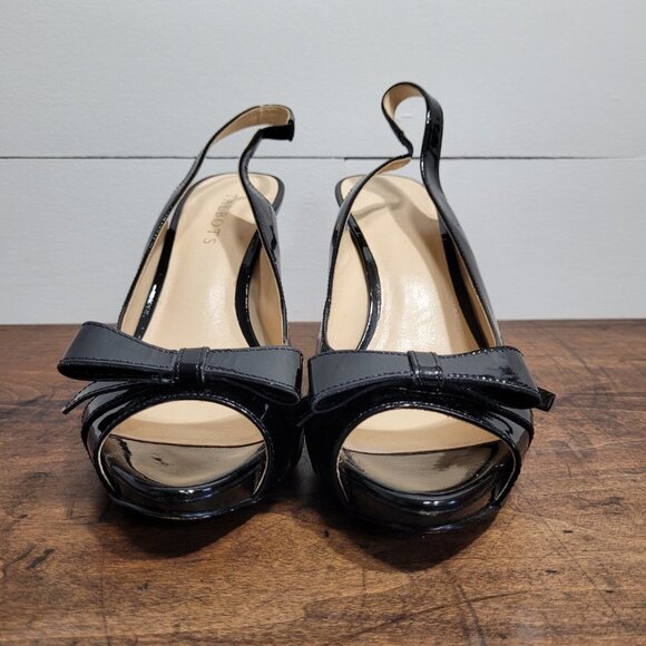 Talbots Black Patent Peep Toe Bow Elastic Heel Strap 4.25" Heels Women's sz 9M. - Picture 5 of 10